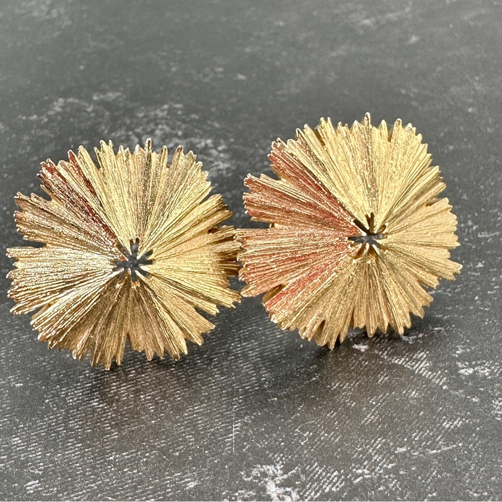 Vintage Crown Trifari Earrings Clip On Starburst Gold-tone Mid Century E…
